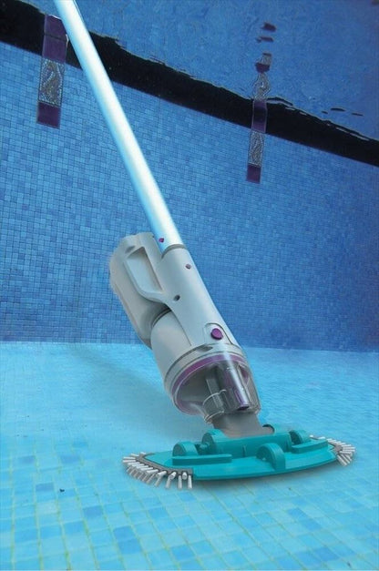 Kokido Telsa 30  Oplaadbare Spa- En Zwembadstofzuiger